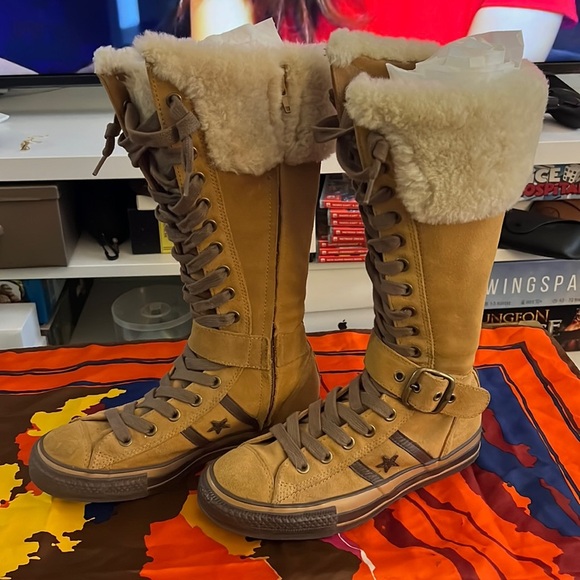 Shoes - Converse all star boots Unisex Size 8 women size 6 mens